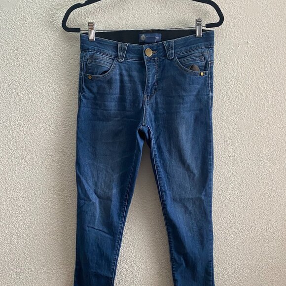 Democracy Jeans AB Solution Dark Wash Skinny Jeans 6 / 26 Inch Inseam Mid-Rise - Picture 1 of 6